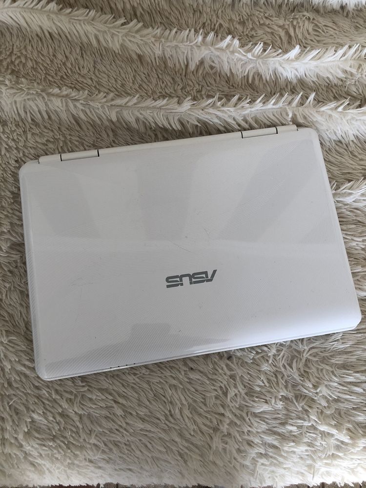 Ноутбук ASUS F83CR