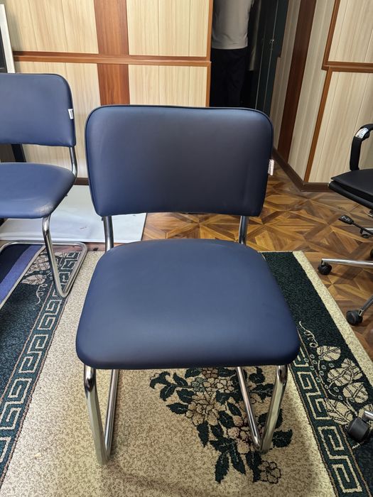 Офисный стул сильвия 130 дона