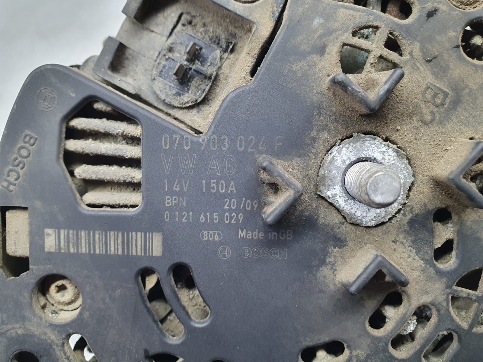 Alternator 070903024f 2.5 tdi BNZ Volkswagen VW Transporter T5 [2003