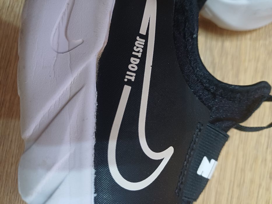 Маратонки nike, номер 31.5