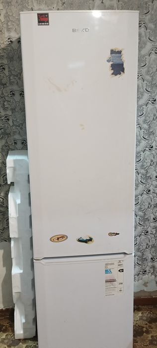 Продам холодильник