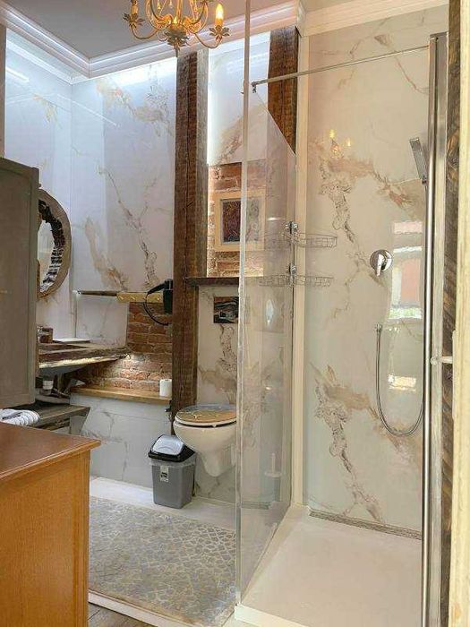 Дава се под наем Двустаен апартамент в Бургас, Център - 68 кв.м за 255 € - Снимка #5