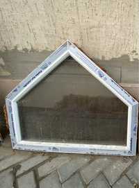 Пластиковое окно для фронтона