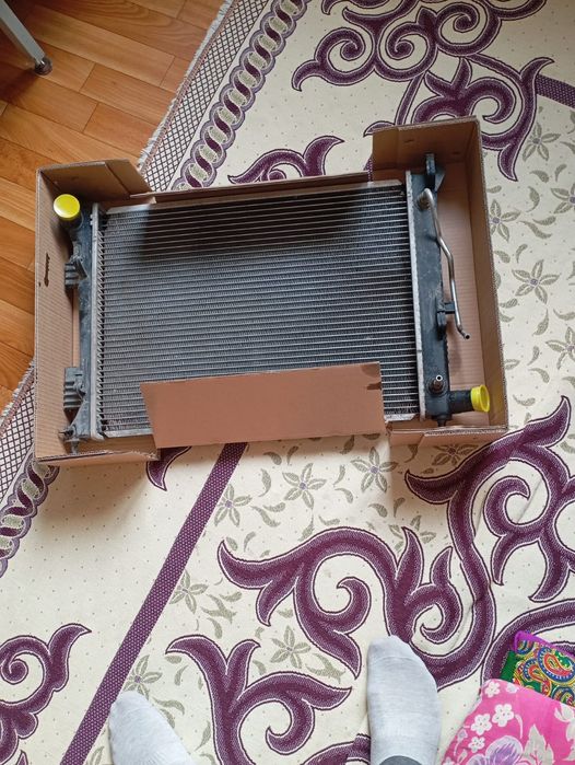 Радиатор  хундай акцент  2013г рабочий  8000тг