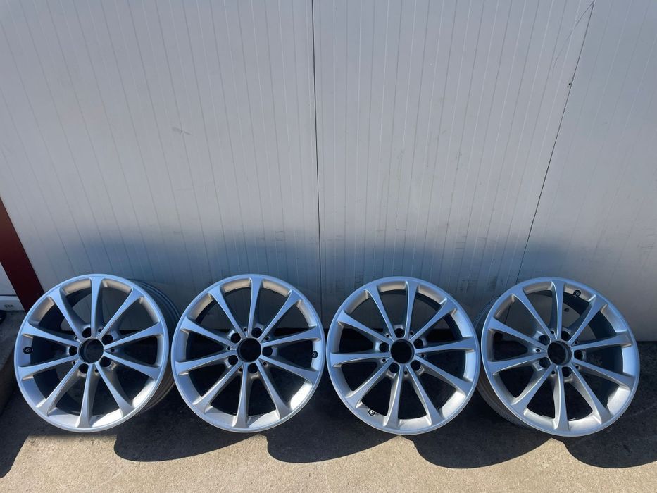 Jante originale r17 / Mercedes Audi Vw Skoda Seat / 5x112 / ET 44