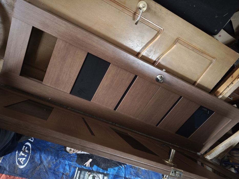 Продам межкомнатные двери