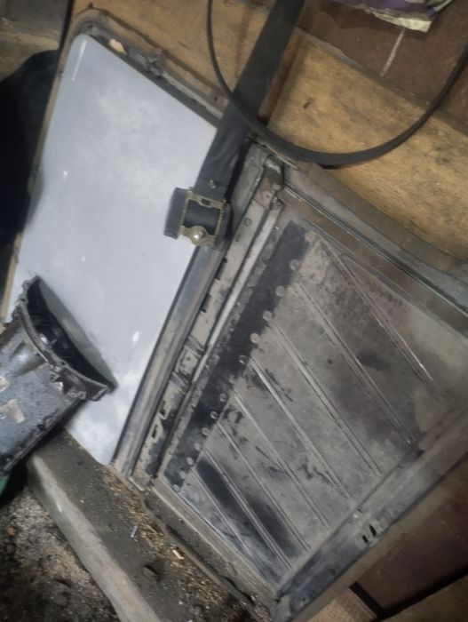 Запчасти мерседес 190