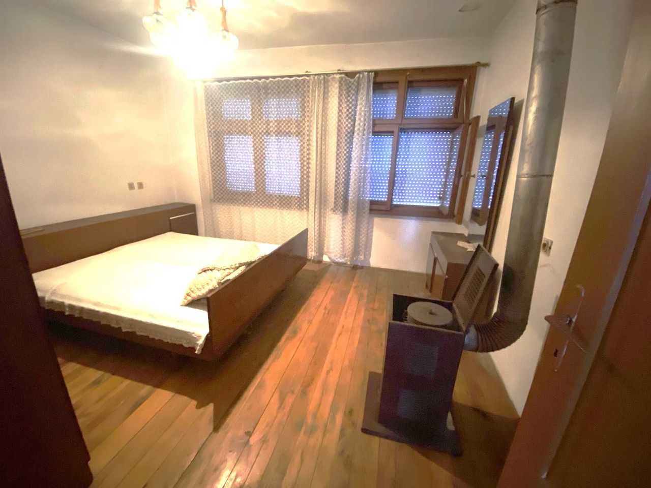 Продава се Къща в Троян - 140 кв.м за 893 €/кв.м - Снимка #16
