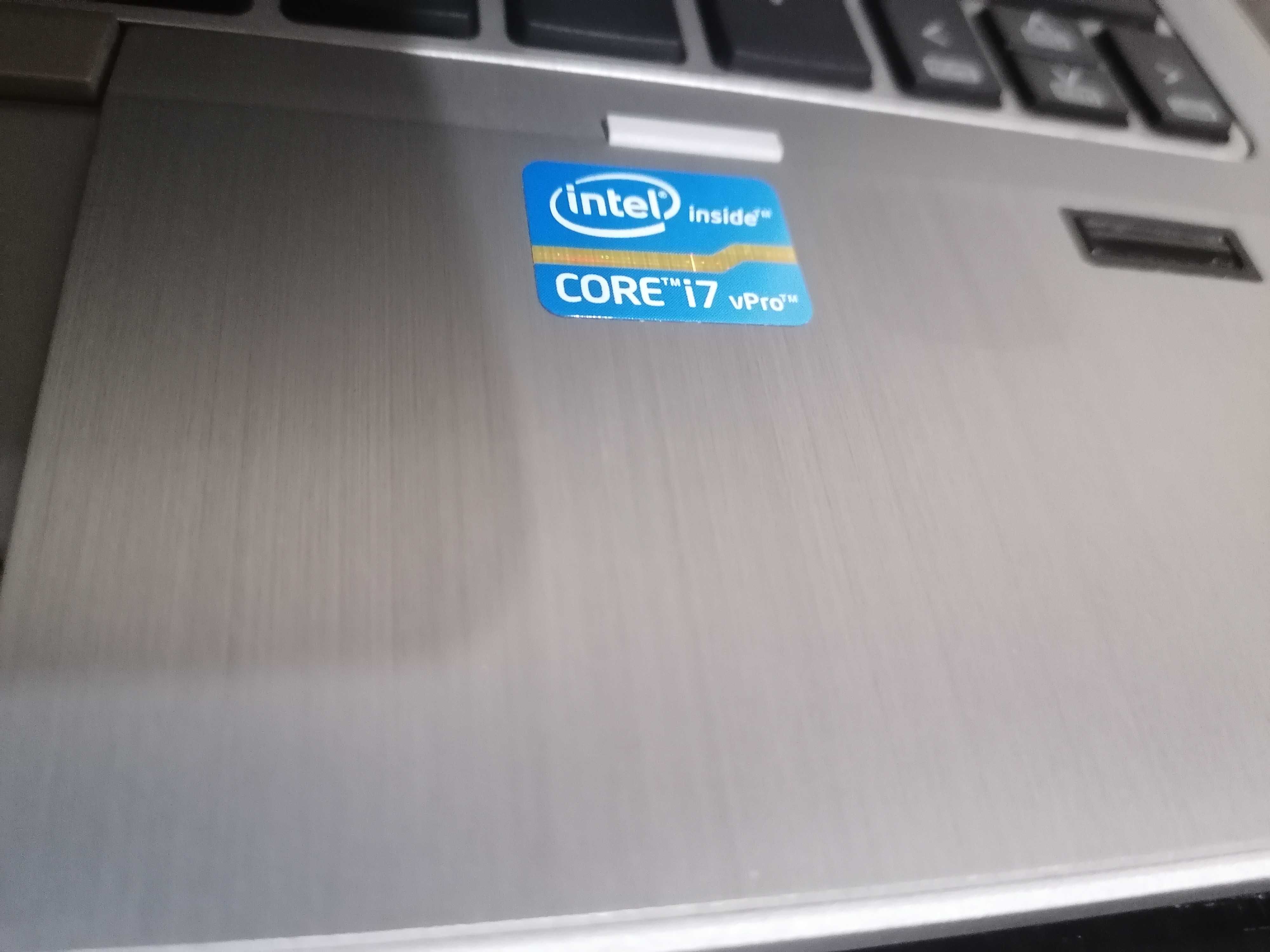 HP EliteBook 2570p - Intel Core i7/8 GB DDR3/256 SSD