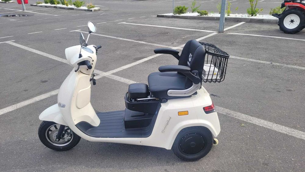 Triciclu Electric Rotakt Navigator, Doua Motoare 400W fiecare, 25 km/h