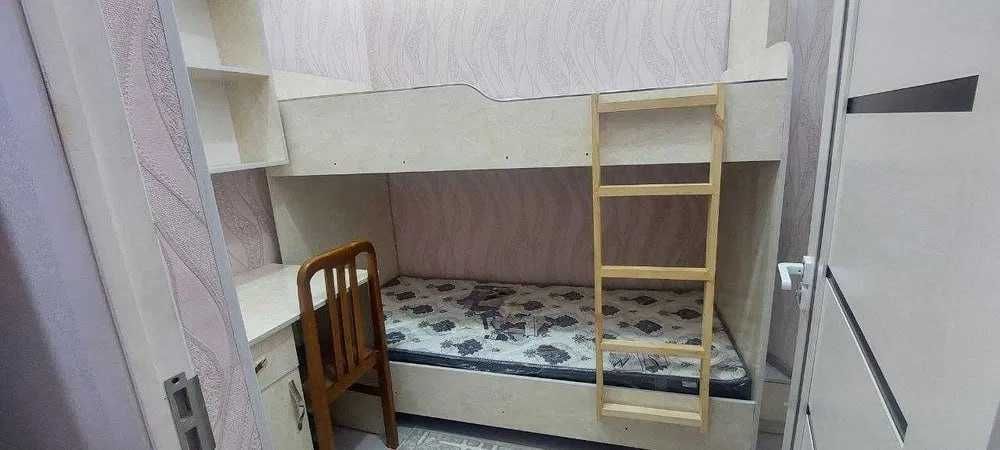 Продается 4-комнатная квартира в доме BB Stroy район Мирзо-Улугбека;