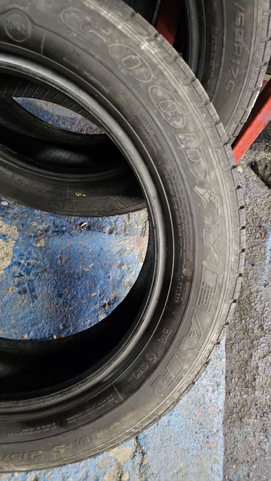 215 60 17c m+s goodyear allseason