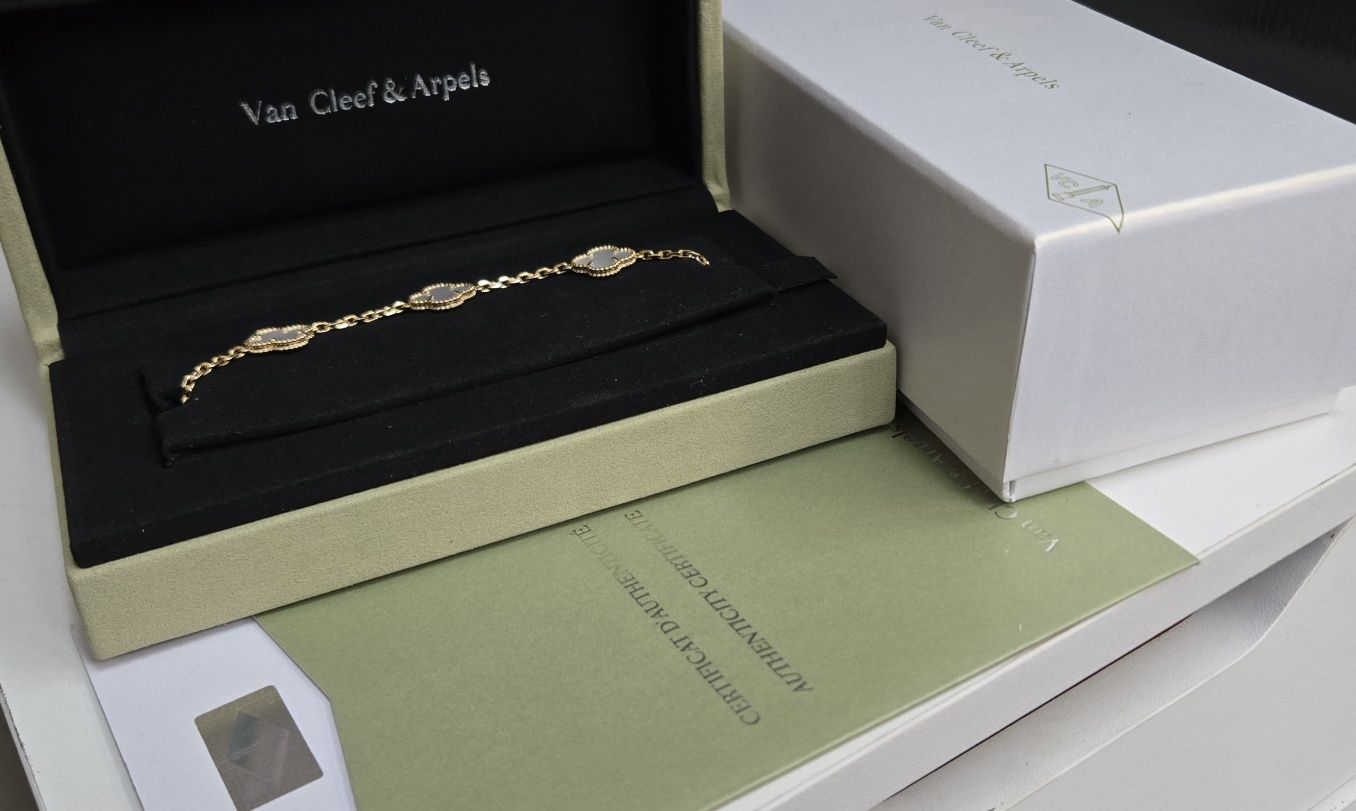 Гривна  Van Cleef   - Седеф
