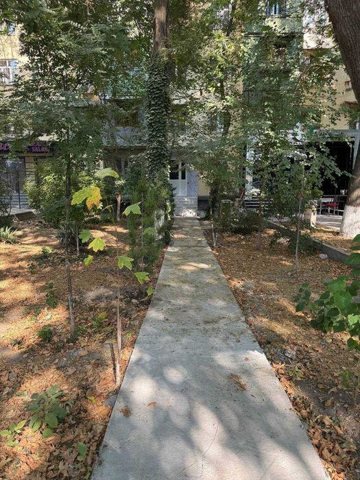 СРОЧНО !! Продаётся нежилой квартира в Яшнабаде 1/1/4 ( 15 кв/м )