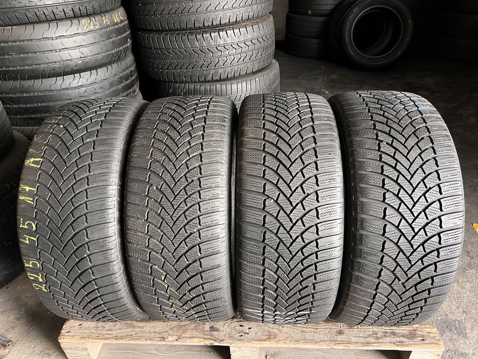 4 anvelope iarna 225/45/17 , Bridgestone !