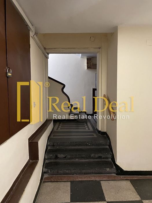 Дава се под наем Едностаен апартамент в София, Център - 40 кв.м за 385 € - Снимка #9