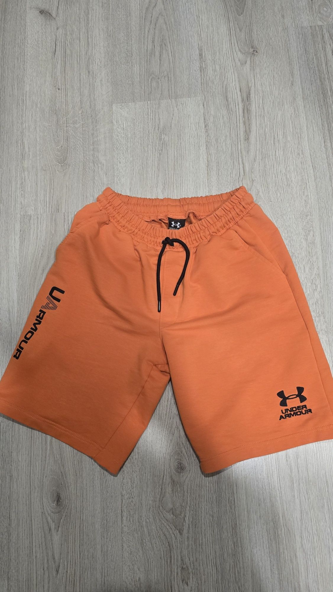 Мъжки къси гащи Under Armour M размер