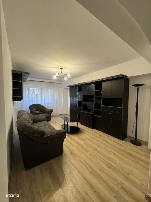 Apartament de Lux cu 4 Camere de Închiriat în Zona Soarelui