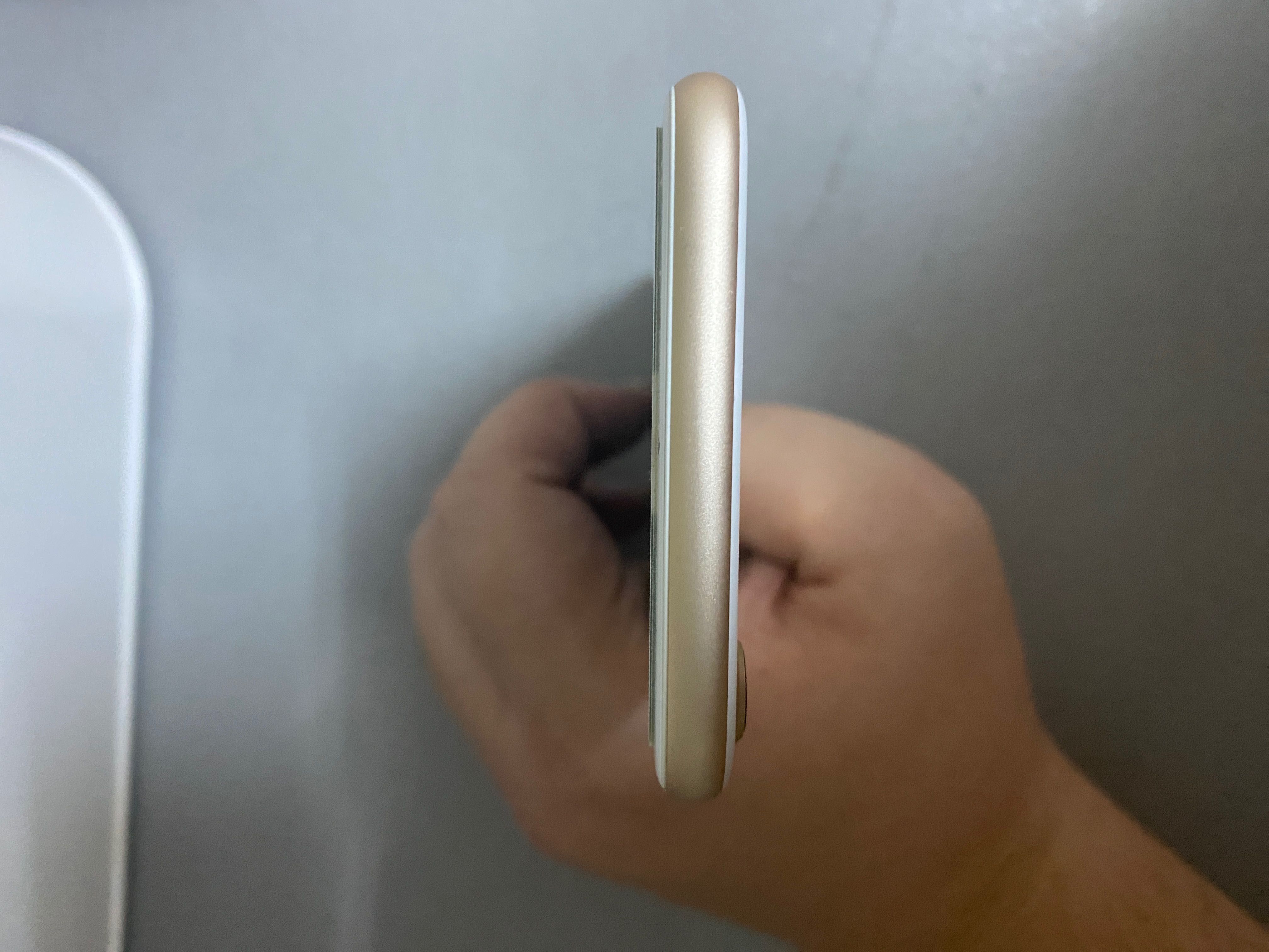 iPhone 7 Gold 32GB