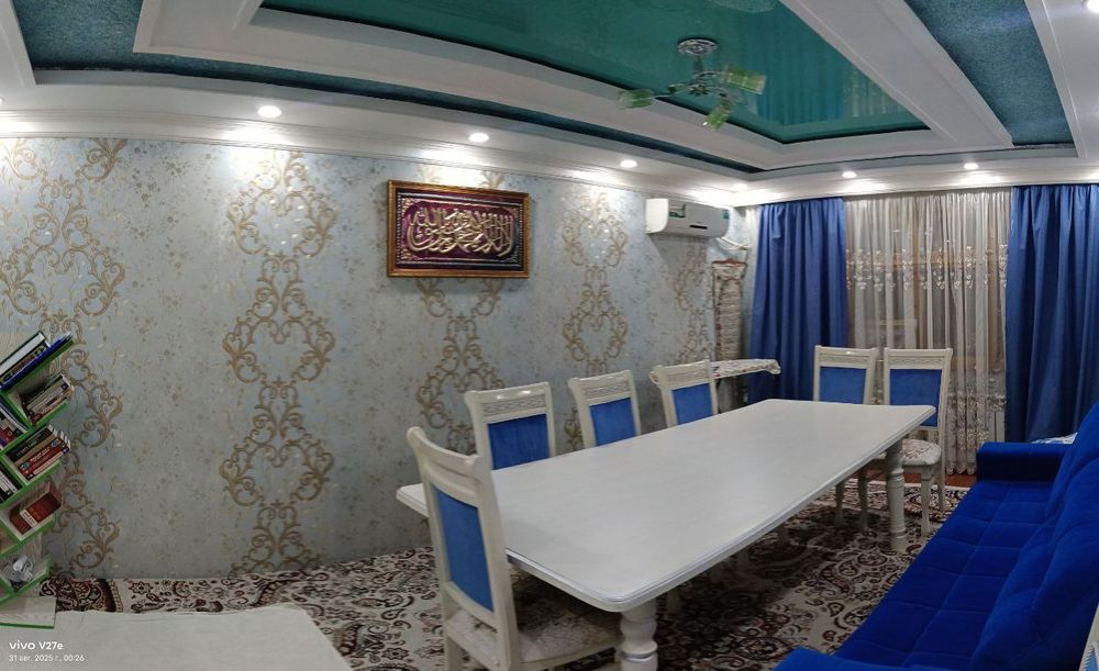 Olmazor tumani Qorasaroyda 3 xonali uy sotiladi