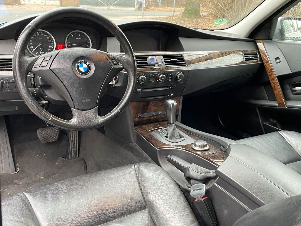 BMW E61 НА ЧАСТИ BMW 530D 525D E61 БМВ Е61 за части 530д 525Д