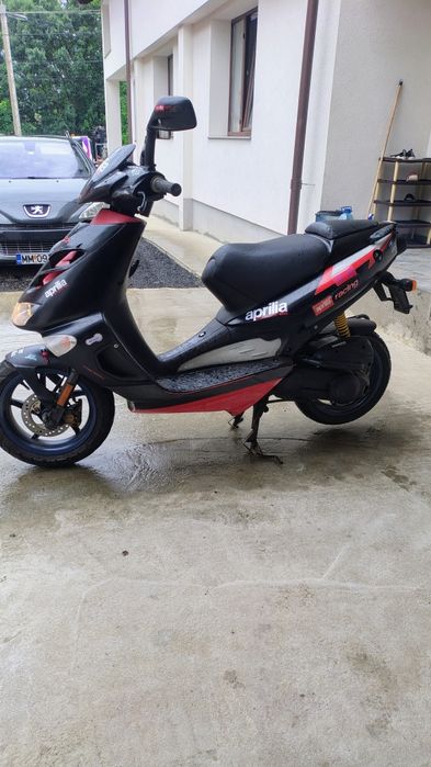 Scuter Aprilia  motor de 49