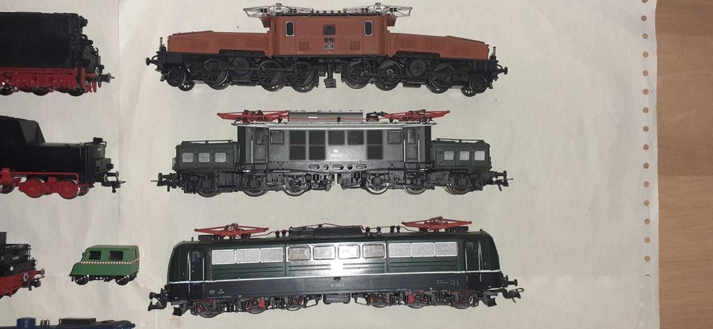 Locomotive scara HO trenulet electric