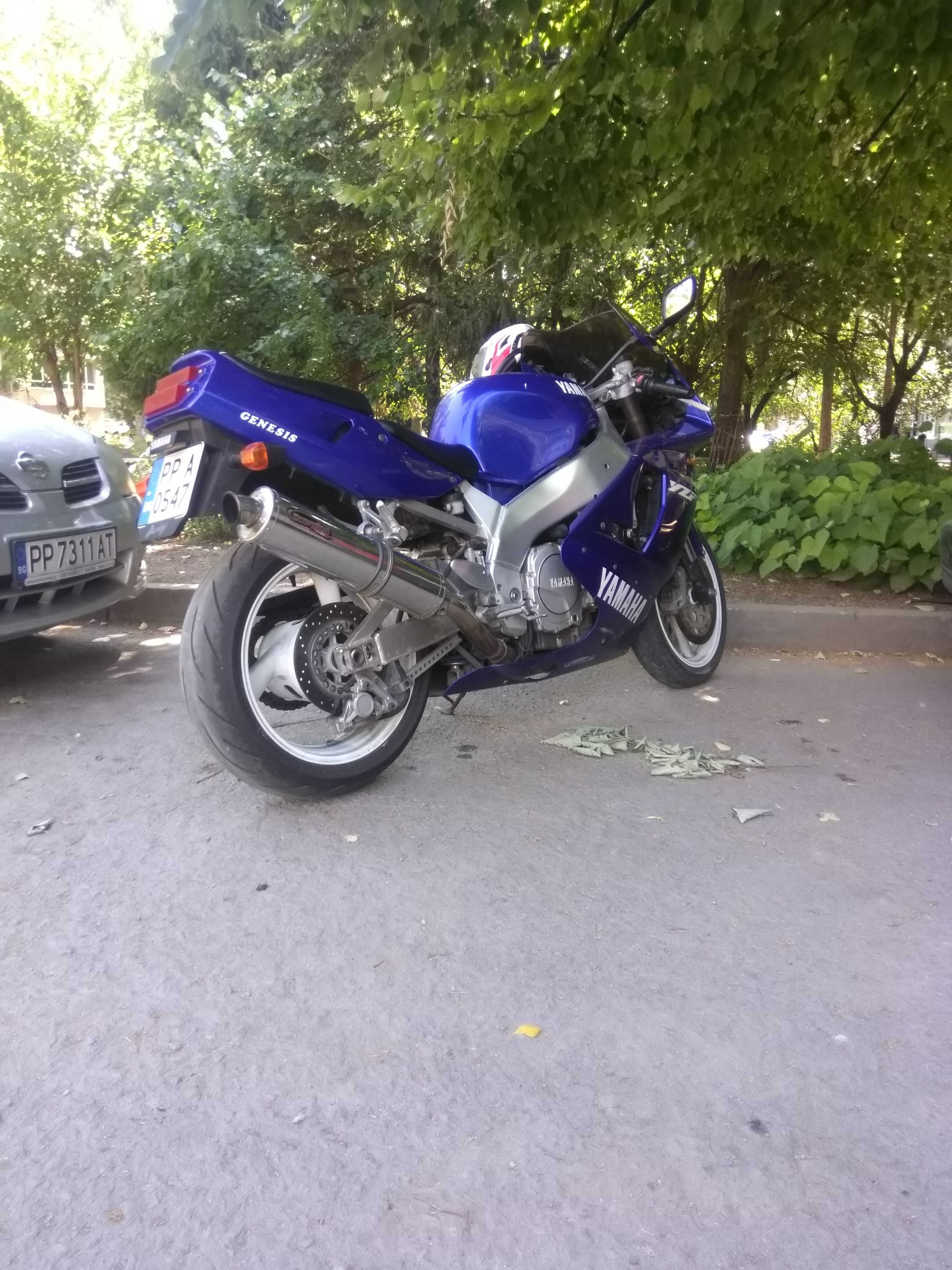 Yamaha yzf 750r бартер за помощен