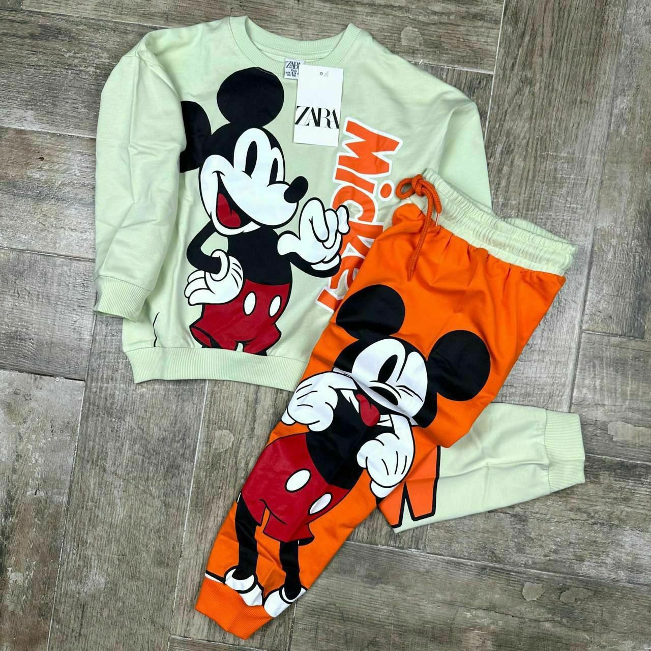 Compleu superb Mickey pentru copii