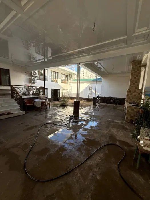 Sotiladi Дом Мирабад Махаля Бинокатий 3,15 соток Фасад 11м СЭС панели