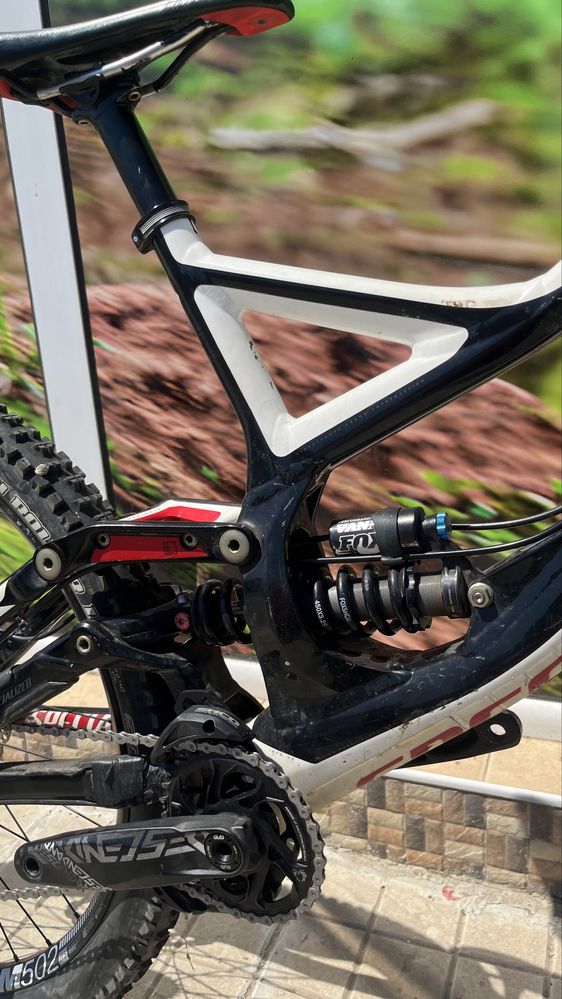 Specialized Demo 8/AL/M/DH