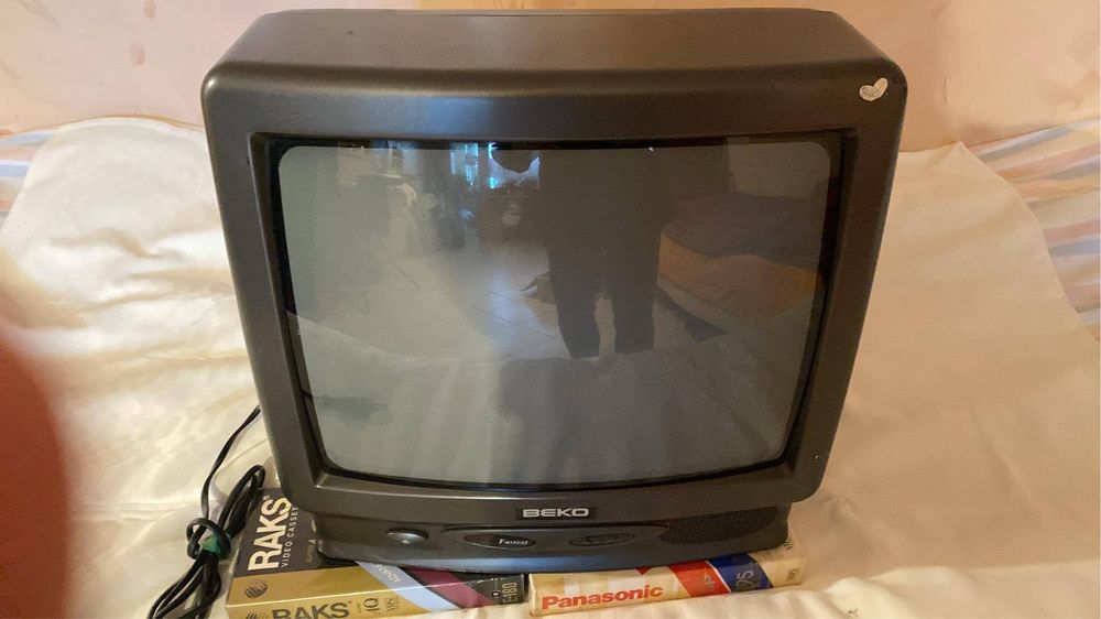 Комплект видео панасоник/panasonic + телевизор BEKO