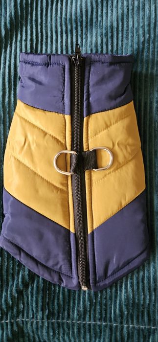 дрешки за кученце яке и дъждобран