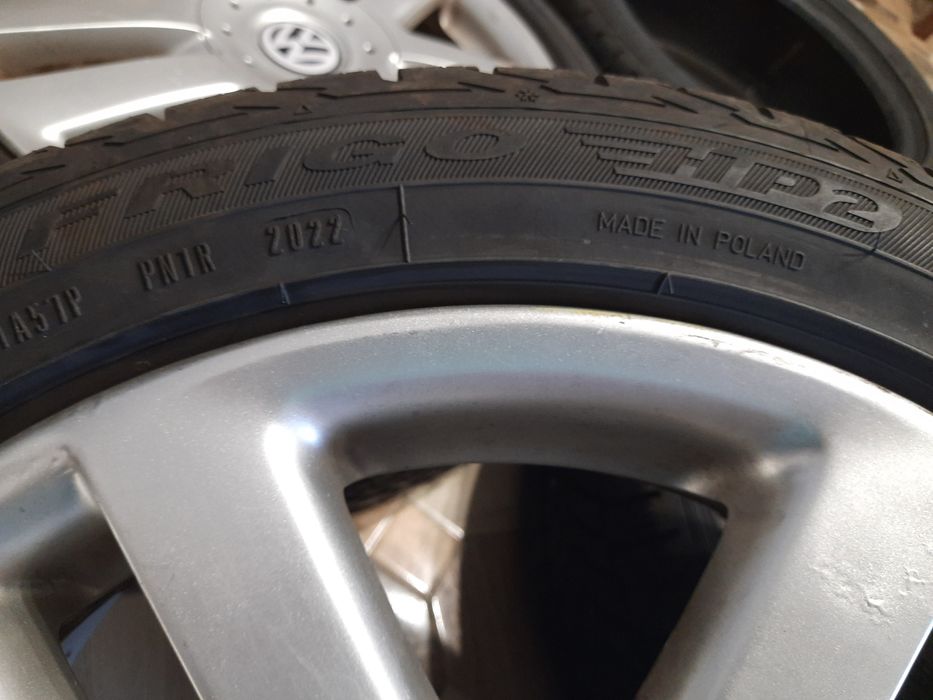 Genții de Aluminiu cu cauciucuri de Iarnă pe 17