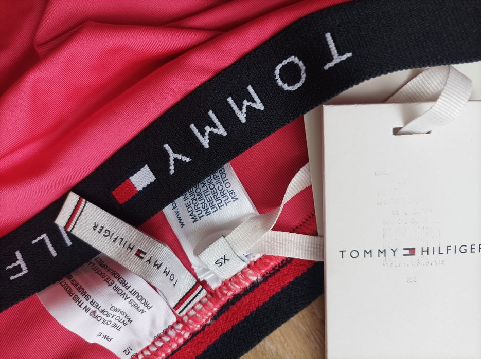 Tommy Hilfinger  S/M нов бански