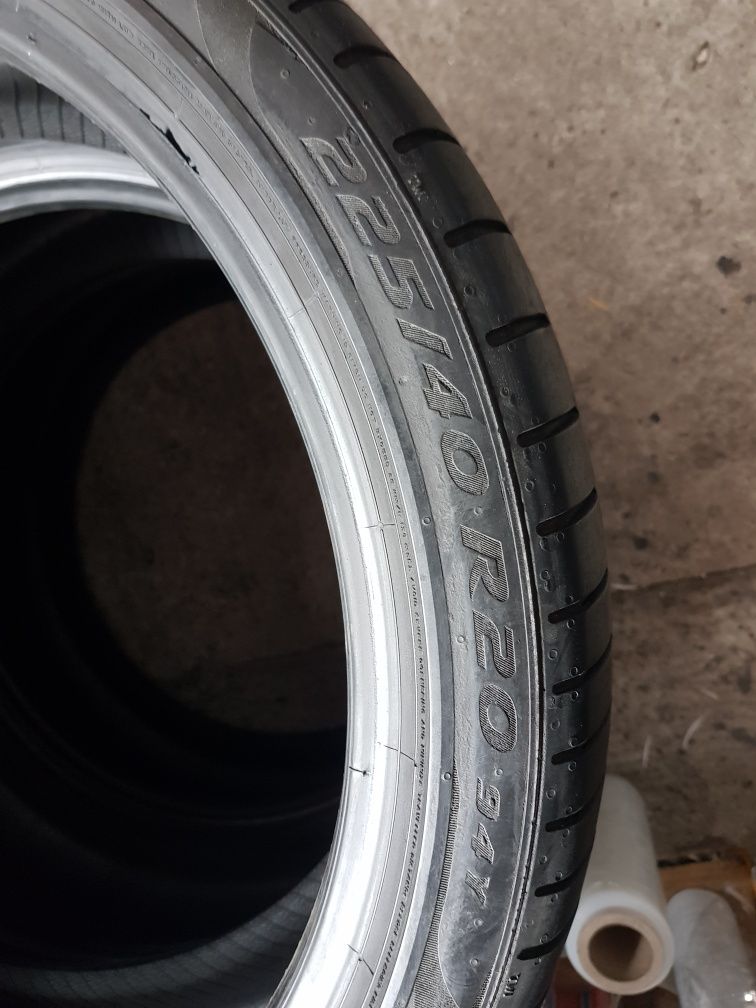 Pirelli 225/40 R20 104Y vară runflat