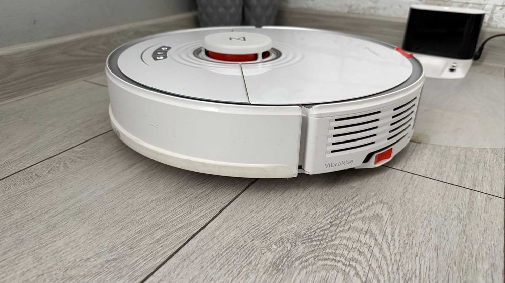 Roborock S7  в отлично състояние