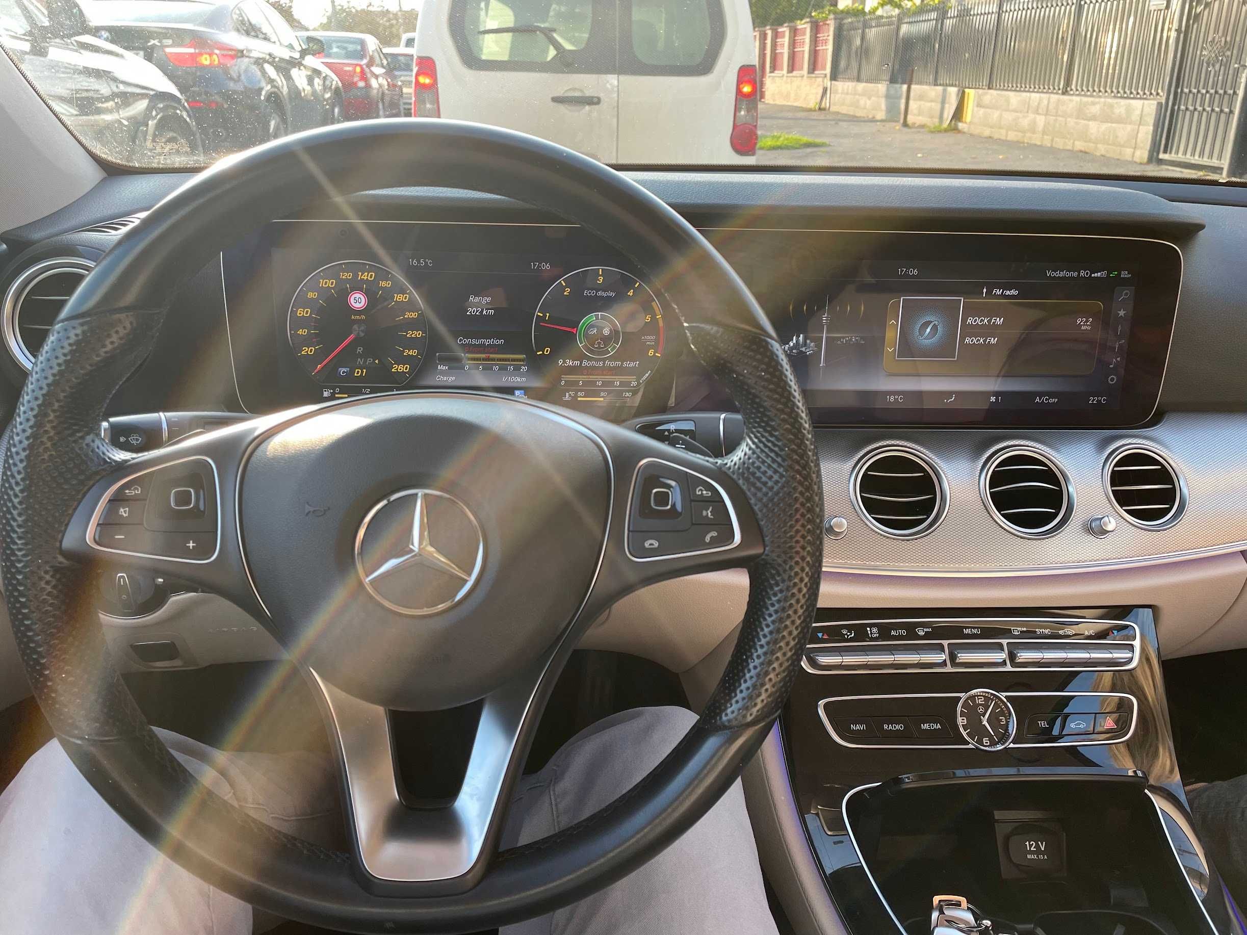 Mercedes Benz E200