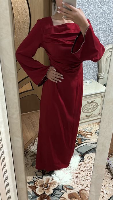 вечерное  женское платье