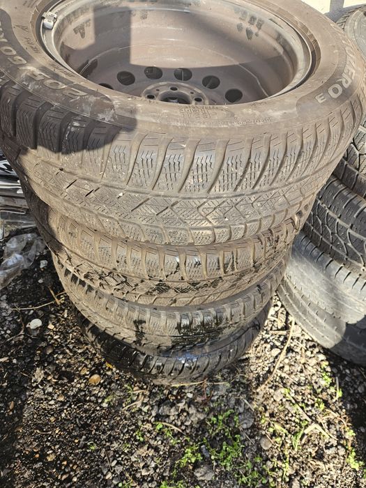 Roti T-Cross, Taigo, Seat Arona, Skoda Kamiq pirelli 205/60/16 iarna