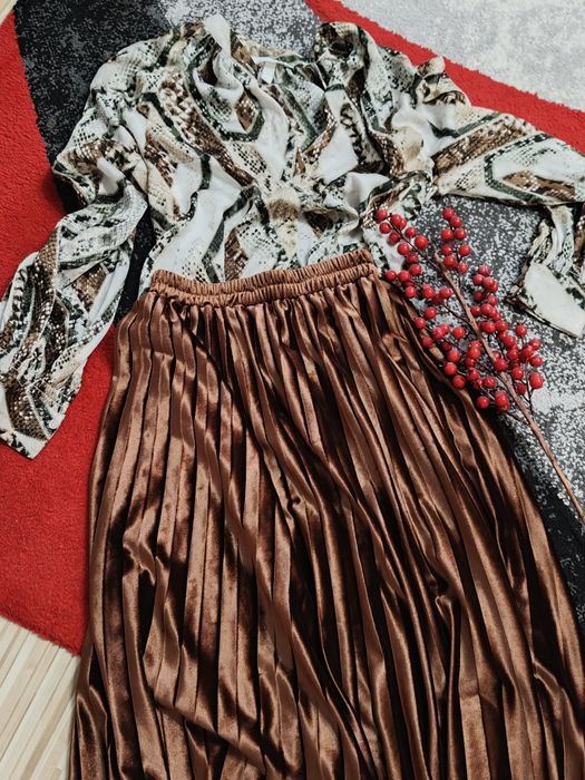 Set da fusta și cămașa