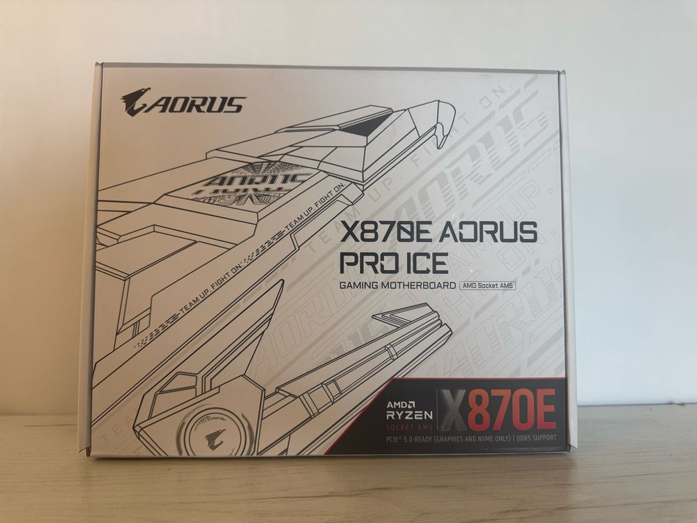 Gigabyte X870E Aorus PRO Ice Wifi7