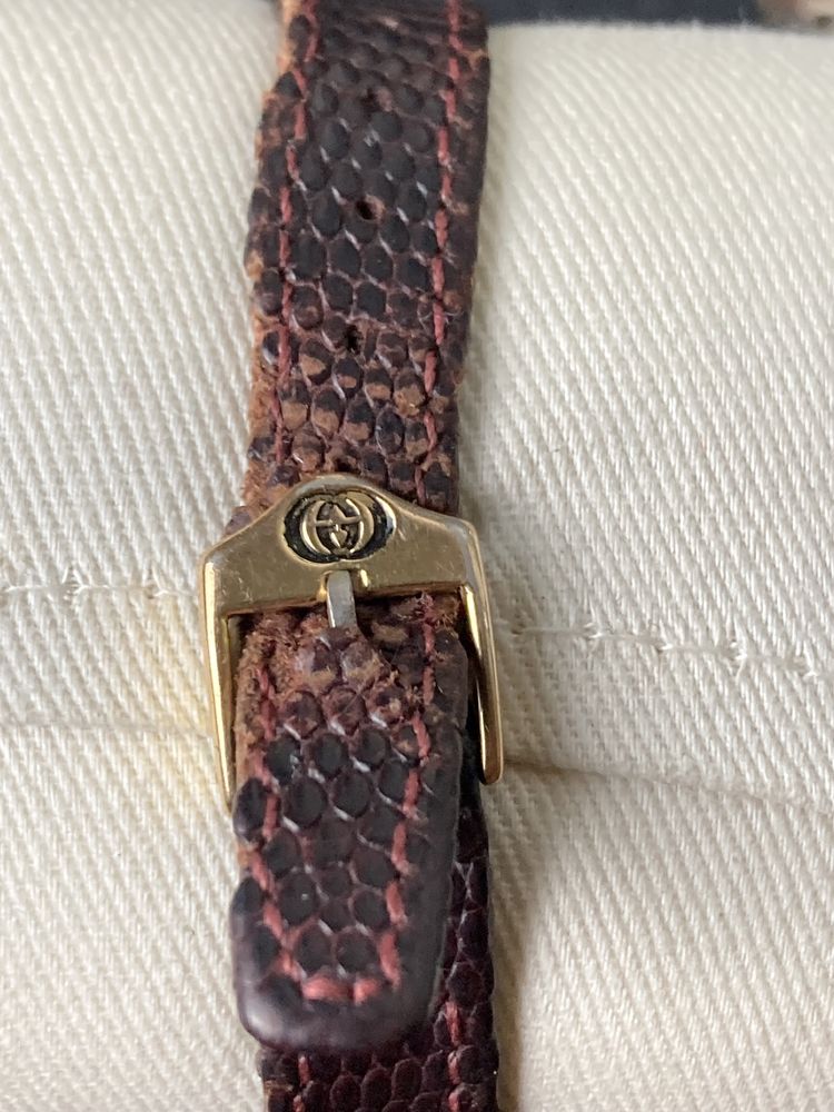 Ceas Gucci de dama vintage placat cu aur