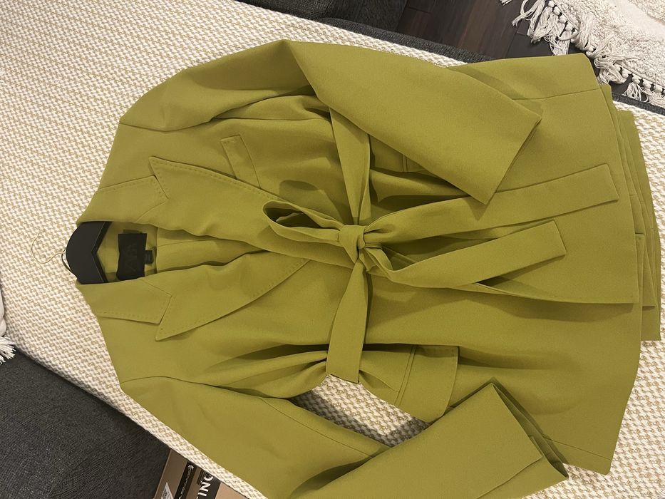 Costum zara sacou si pantaloni