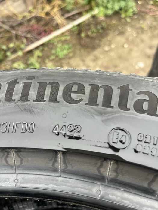 275/45/22 continental