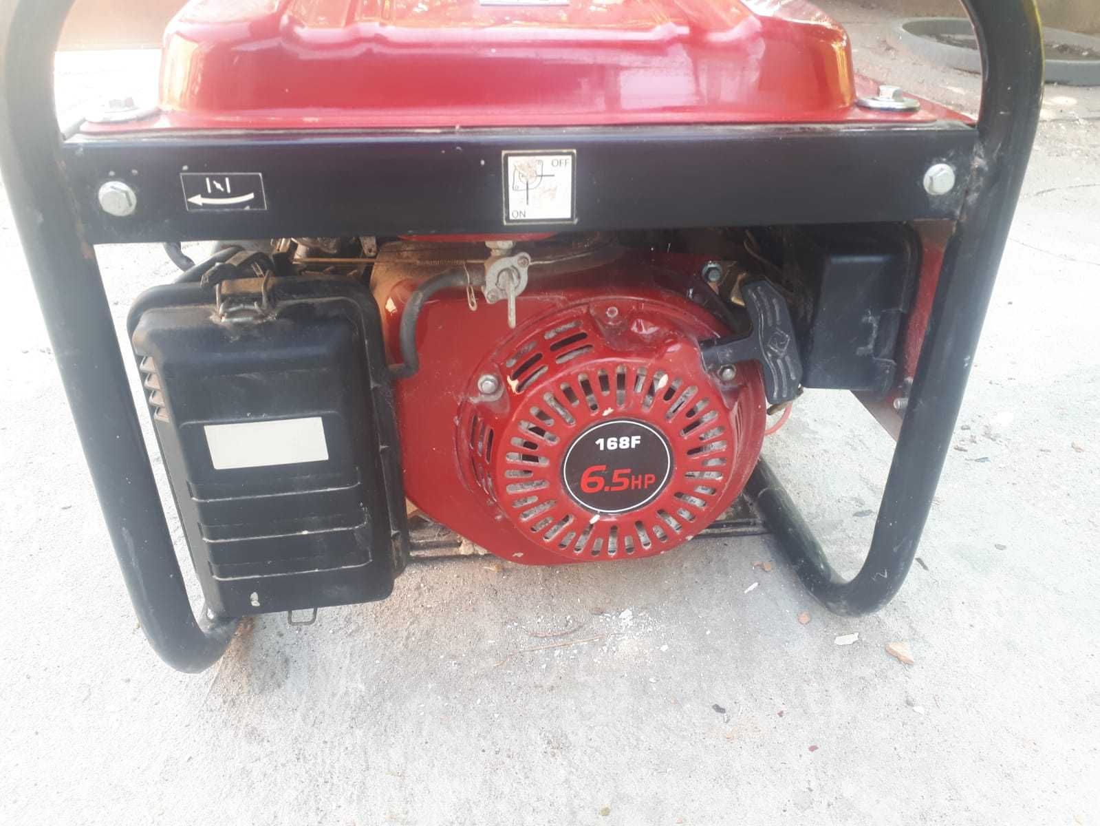 generator trifazic Powertech PT 6500 WA