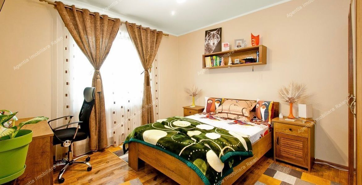 Vând casă sat costi