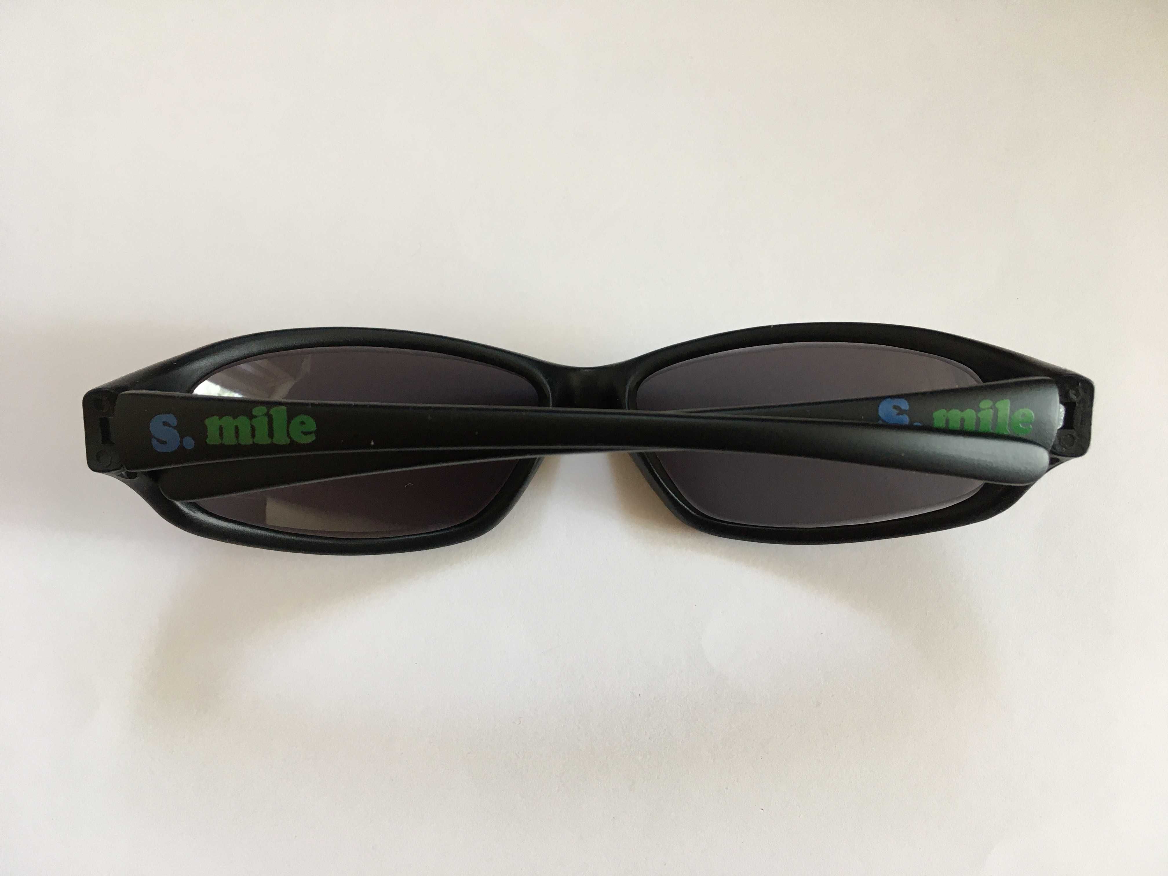 Солнцезащитные детские очки