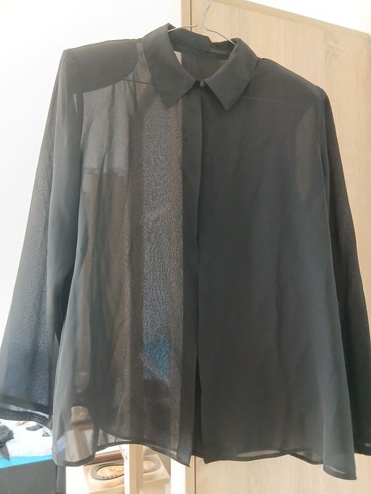 Vând ensemble-uri pentru damă