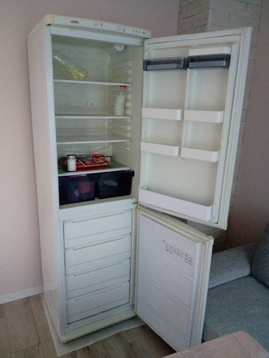 Хладилник SILTAL с долен фризер